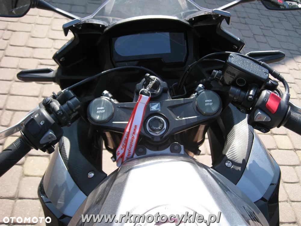 Honda CBR - 9