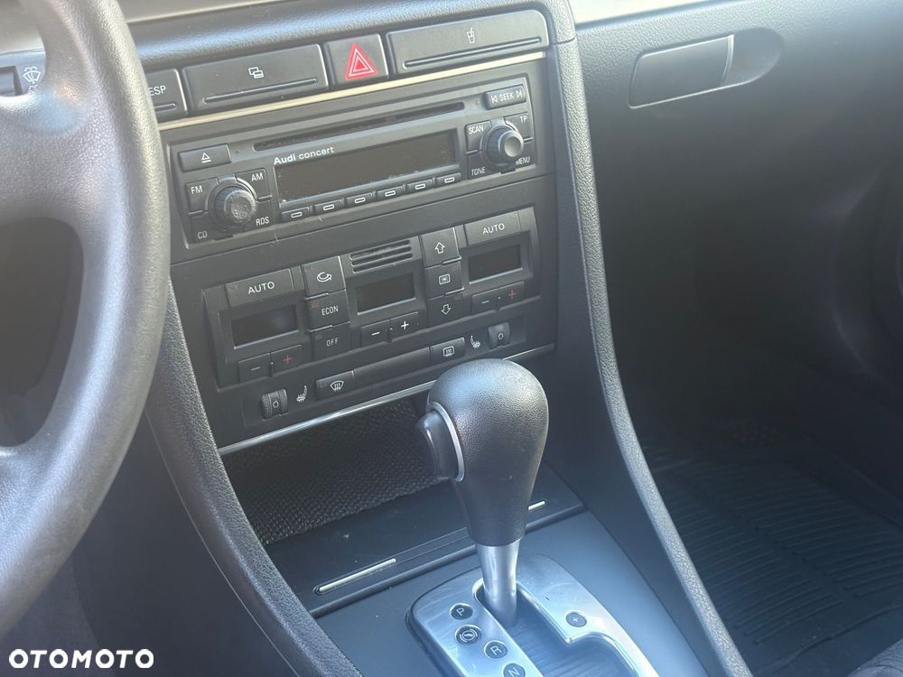Audi A4 Avant 2.0 TDI Multitronic - 17