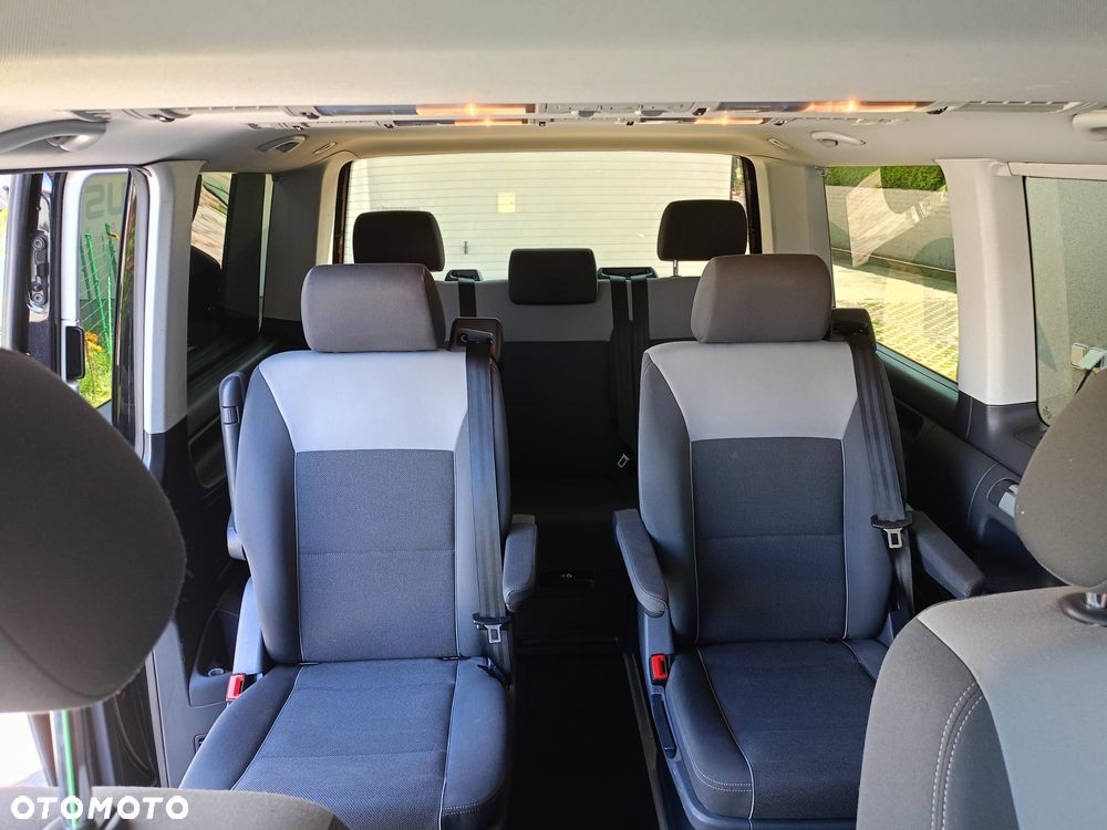 Volkswagen Multivan - 26