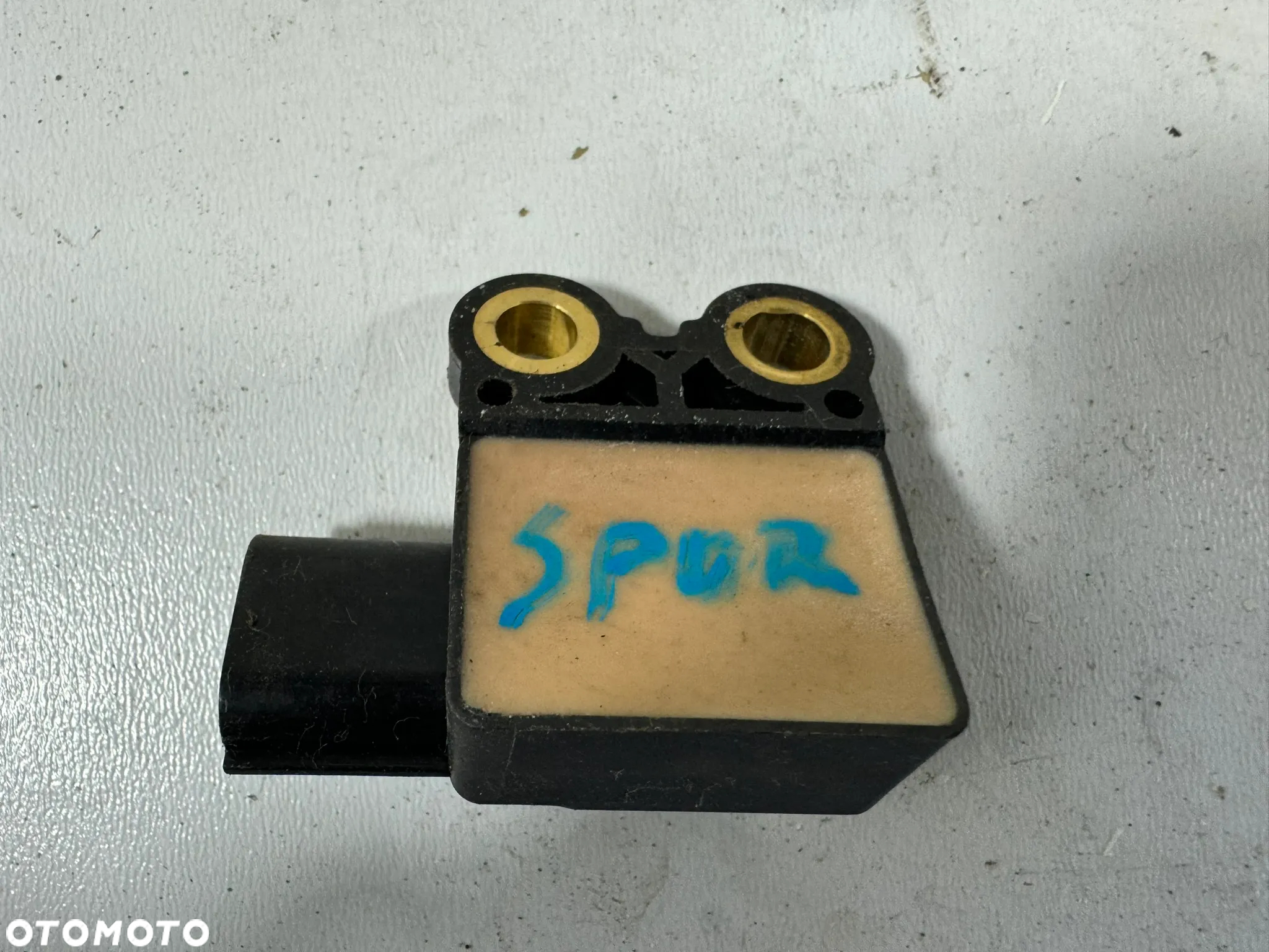KIA SPORTAGE II 04-10 CZUJNIK ODCHYLENIA 95690-2E500 - 2