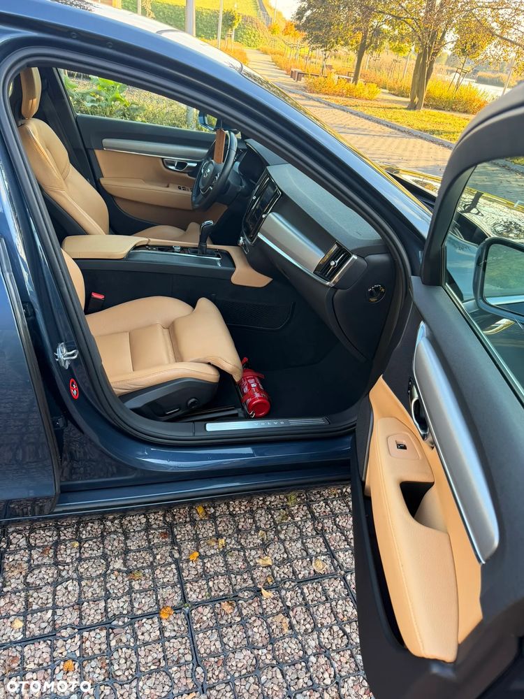 Volvo S90 D3 Momentum - 16