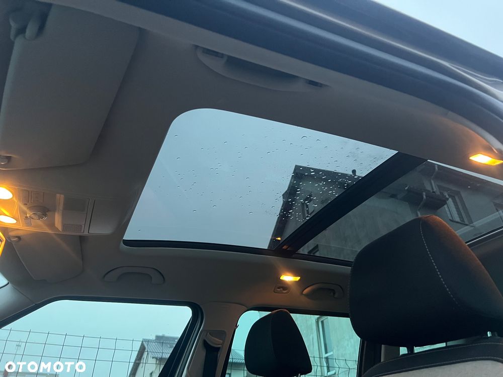 Skoda Yeti 1.8 TSI 4x4 Elegance PLUS EDITION - 31