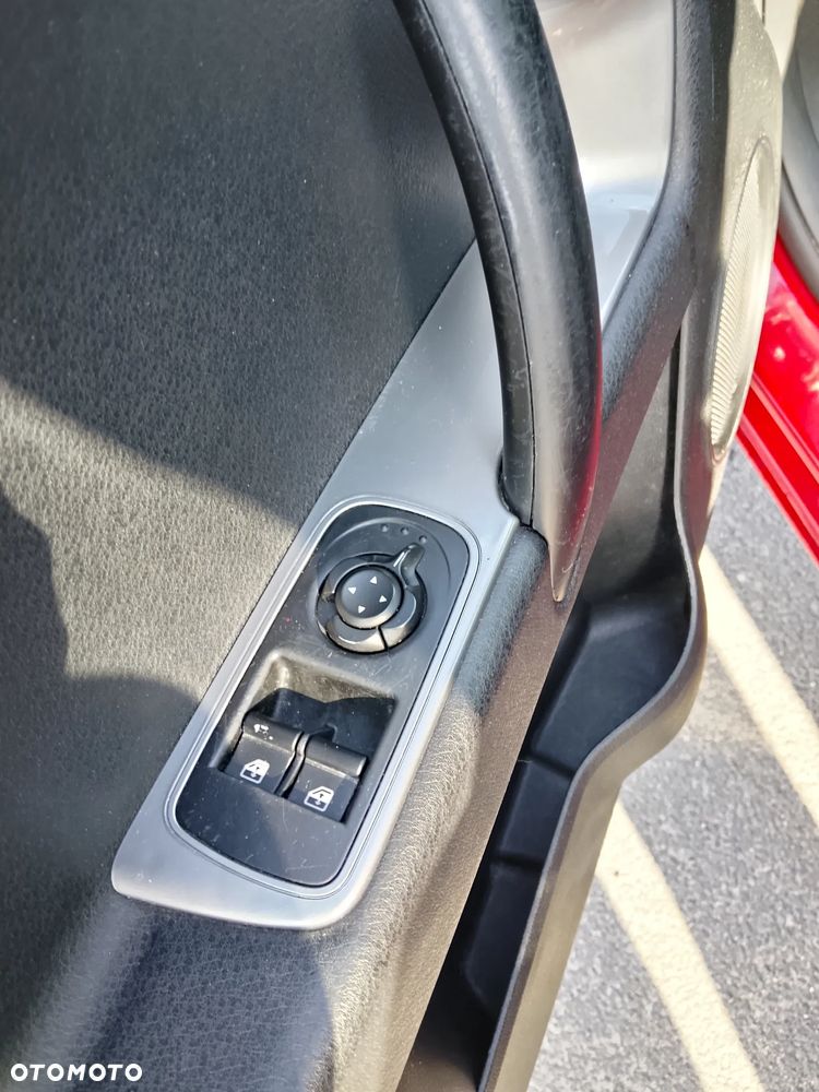 Alfa Romeo Mito - 10