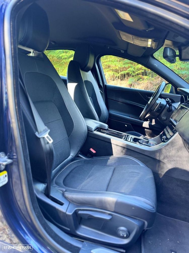 Jaguar XE 2.0 D R-Sport Aut. - 21