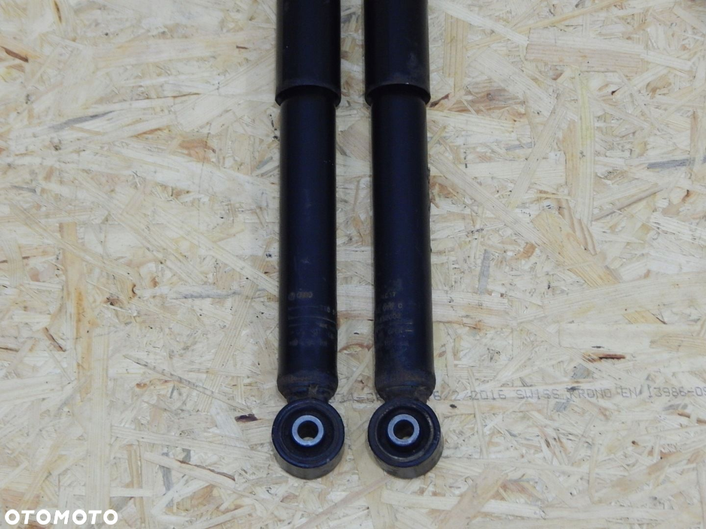 VW T5 LIFT T6 amortyzator tył tylny prawy lewy KOMPLET 7E051329C - 3