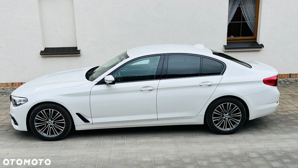BMW Seria 5 520i GPF Sport Line sport - 20