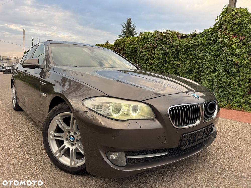 BMW Seria 5 2012 photo 2