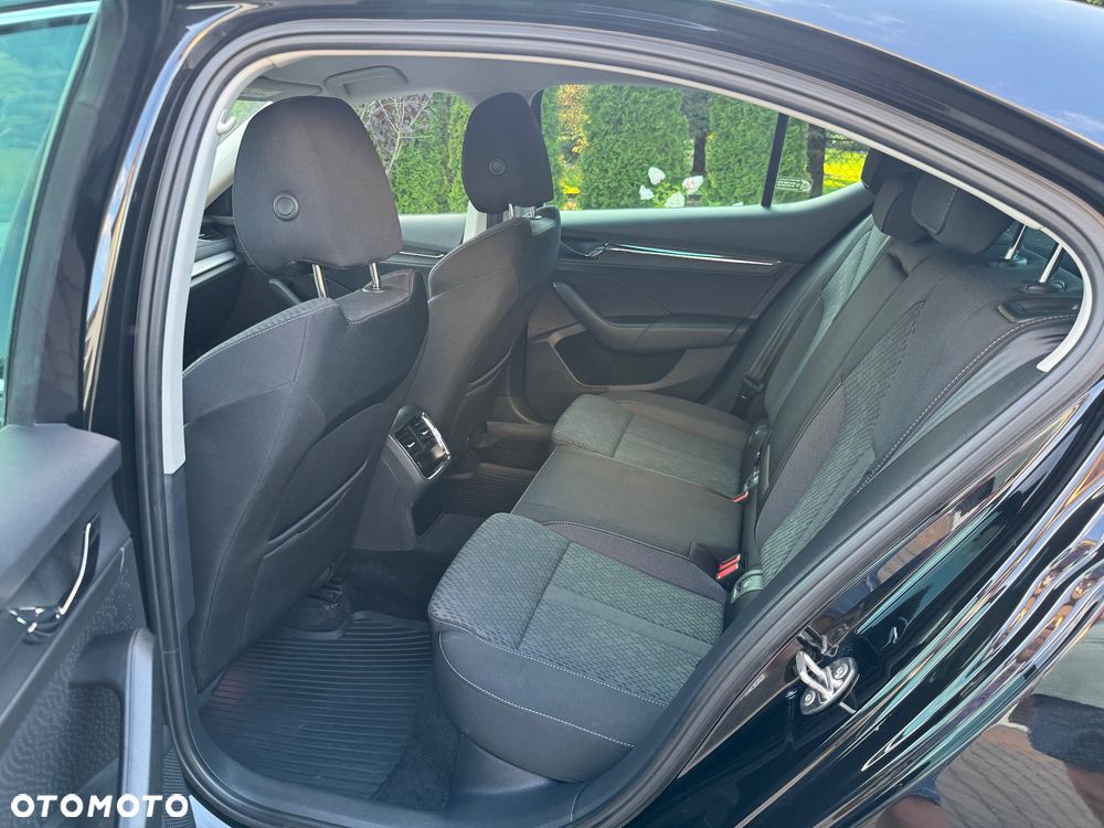 Skoda Octavia 2.0 TDI Style - 21