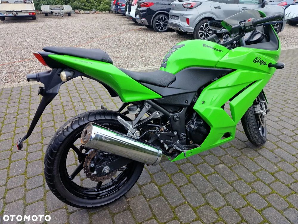 Kawasaki Ninja 250R - 6