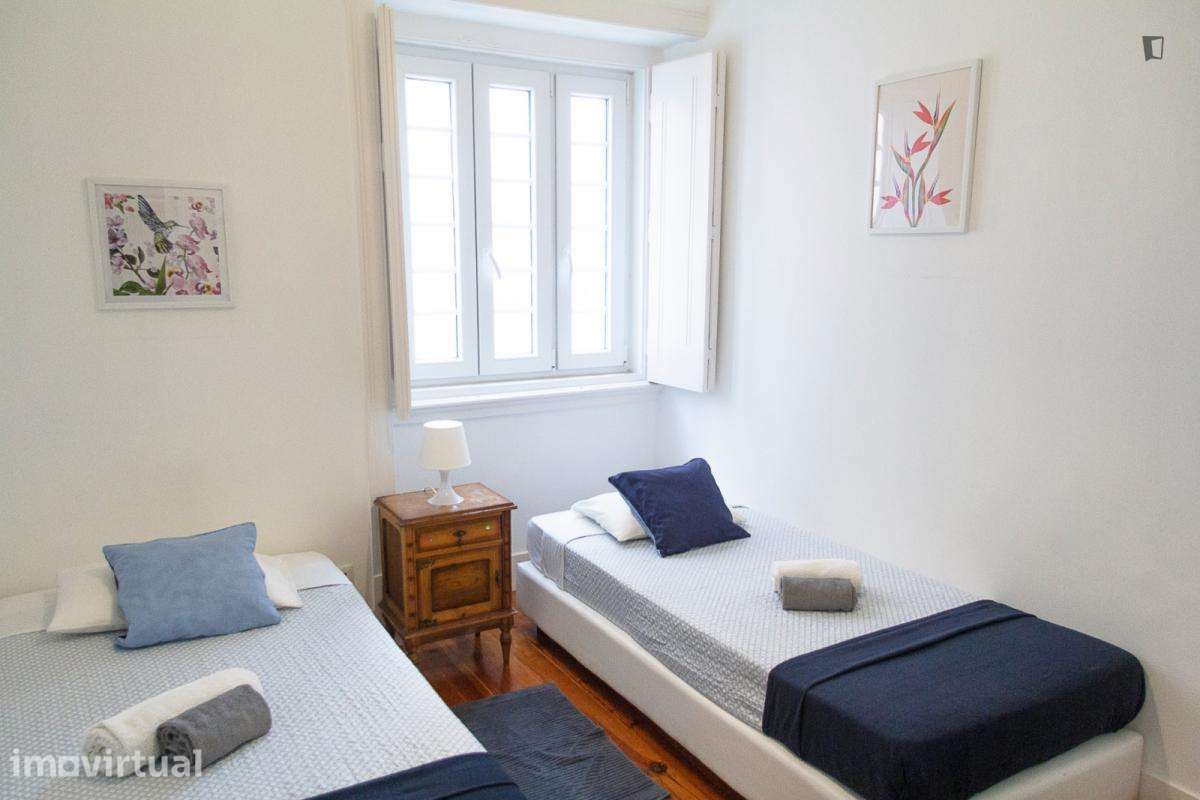 Quarto - localizado em Amoreiras Lisbon - Grande imagem: 3/39