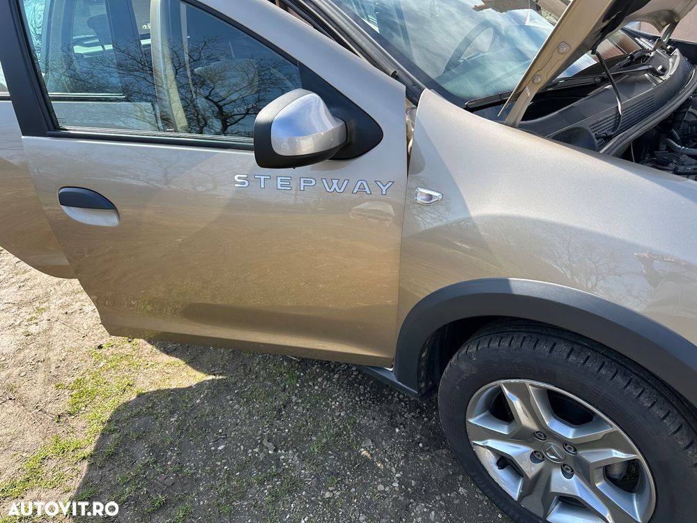 Dacia Logan Stepway 0.9 TCe - 31