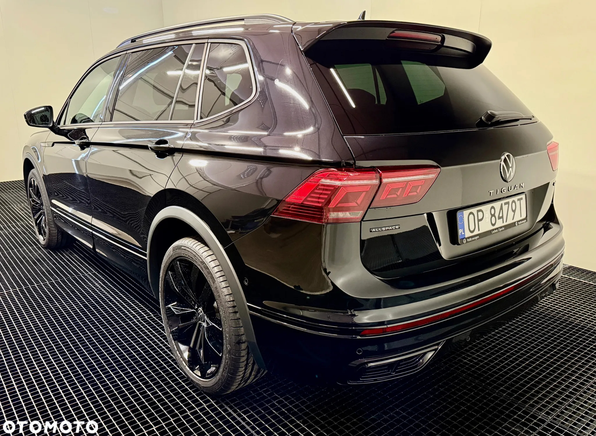Volkswagen Tiguan Allspace - 4