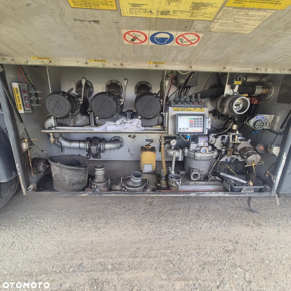 Volvo VTJ3R FM - 4