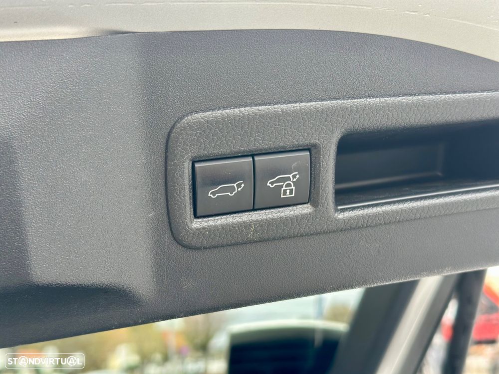 Toyota bZ4X 71,4 kWh Exclusive Limited - 19