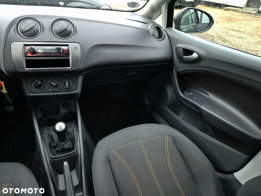 Seat Ibiza 1.4 16V Reference - 26