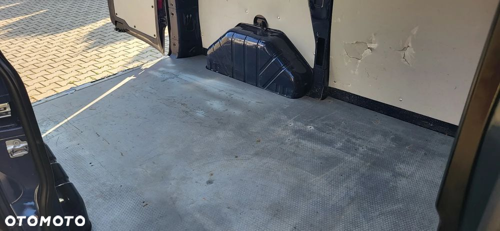 Ford Transit Custom - 14