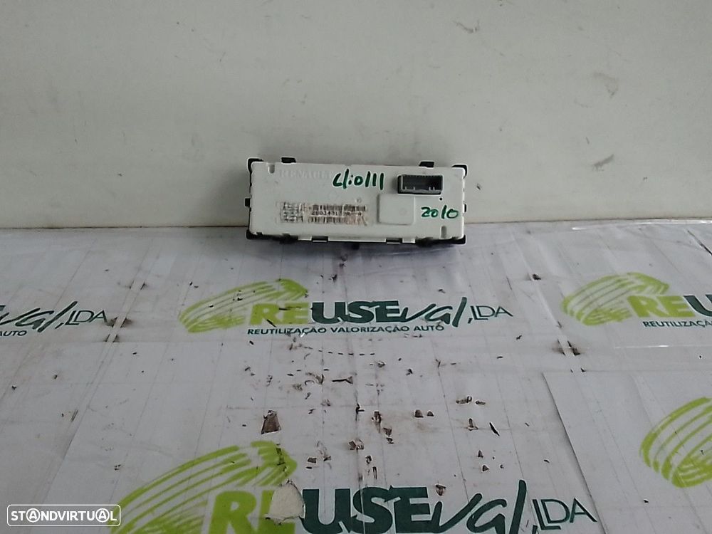 Ecrã Multifunções Renault Clio Iii Caixa (Sb_, Sr_) - 2