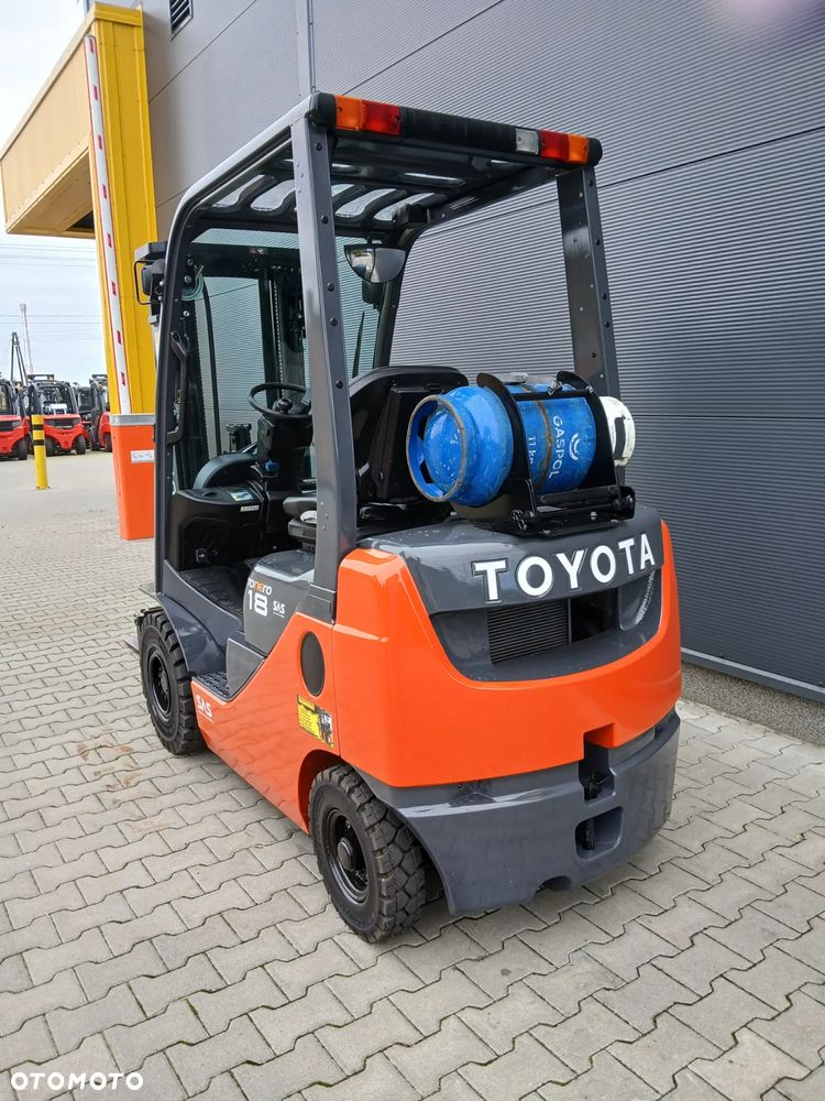 Toyota 02-8FGF18 - 5