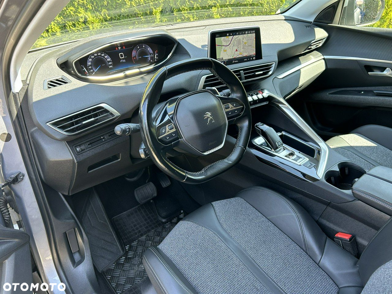 Peugeot 5008 BlueHDI 130 EAT8 Allure - 17