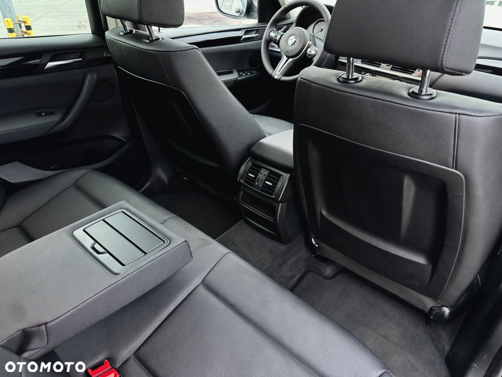 BMW X3 xDrive28i - 16