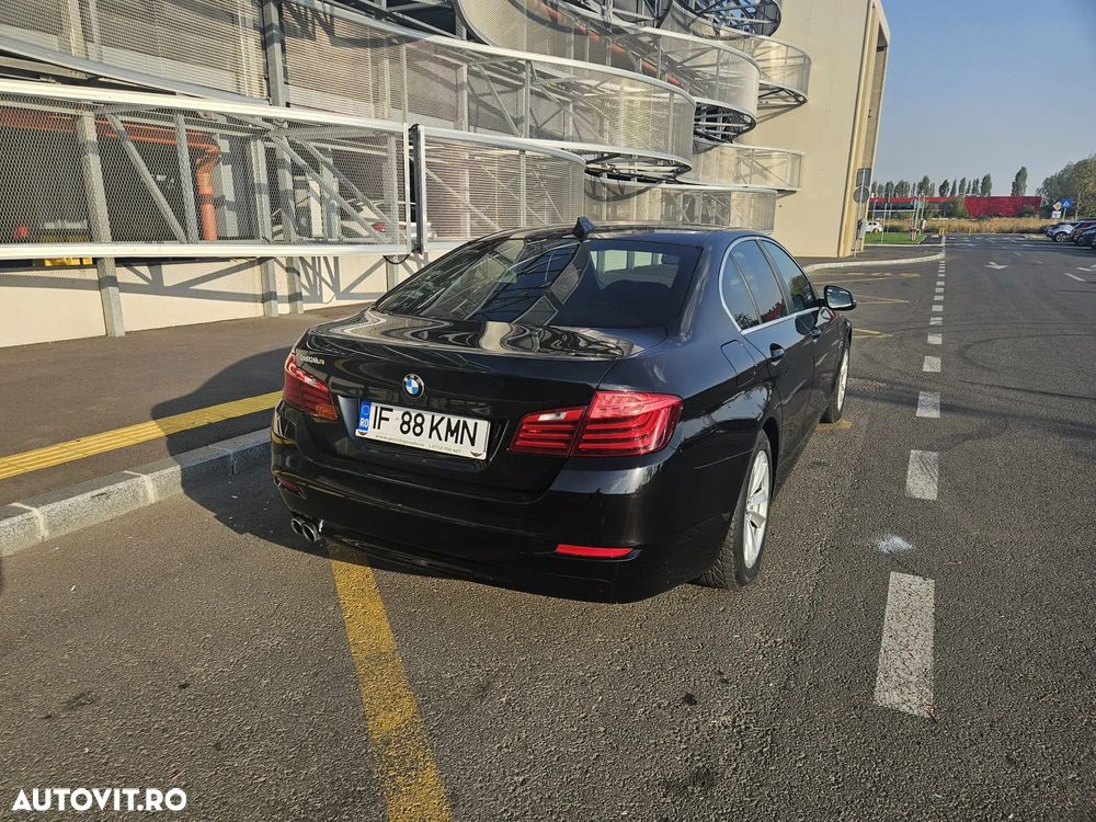 BMW Seria 5 525d Touring Sport-Aut. - 12