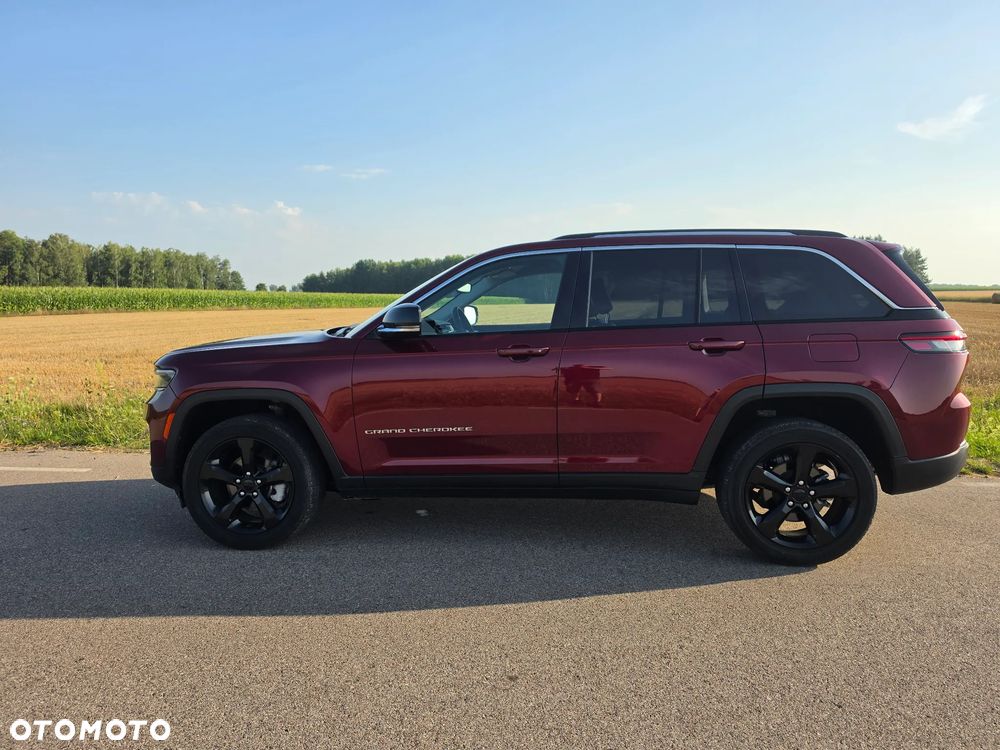 Jeep Grand Cherokee - 8