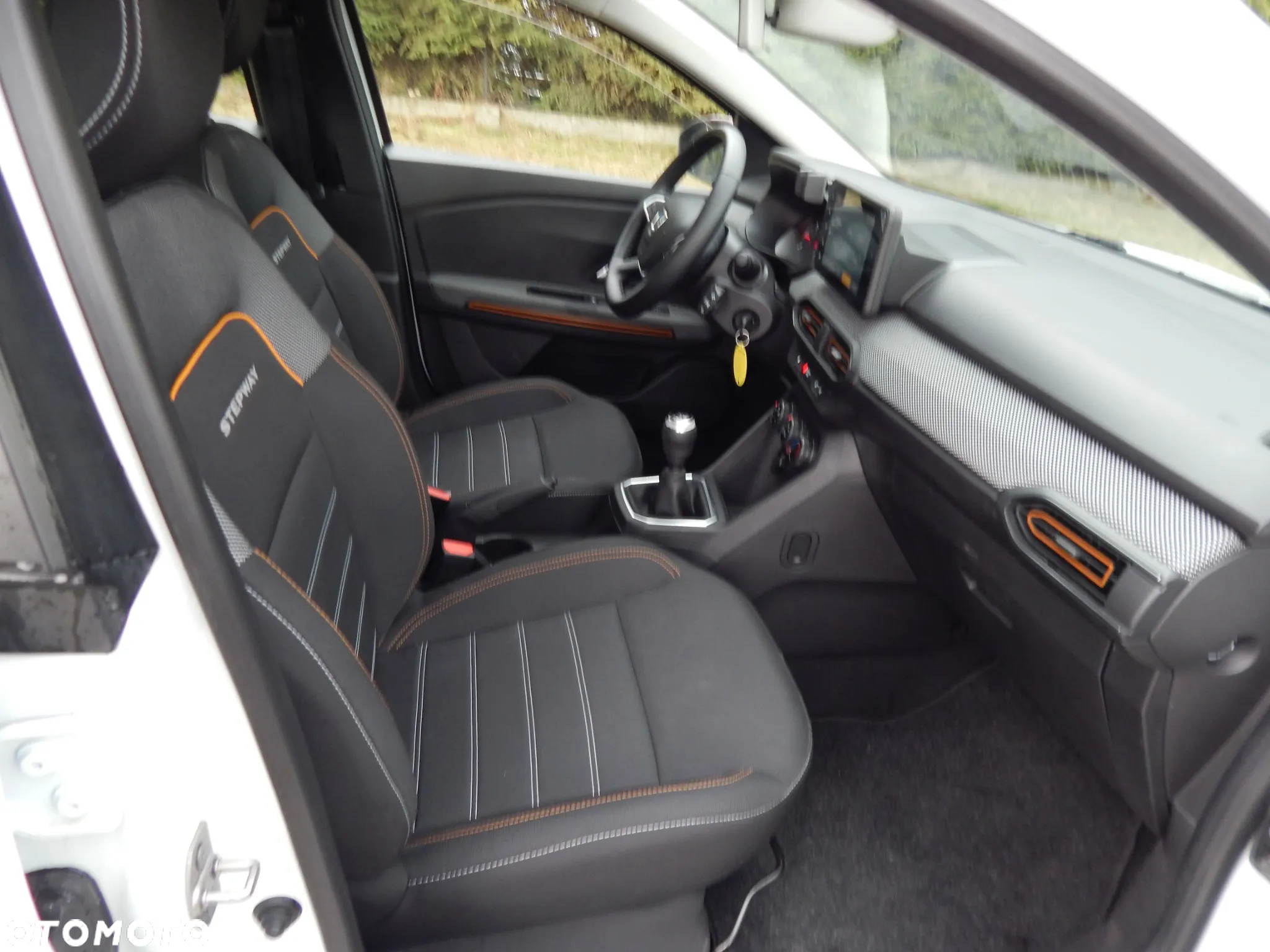 Dacia Sandero Stepway 1.0 TCe Laureate S&S - 10