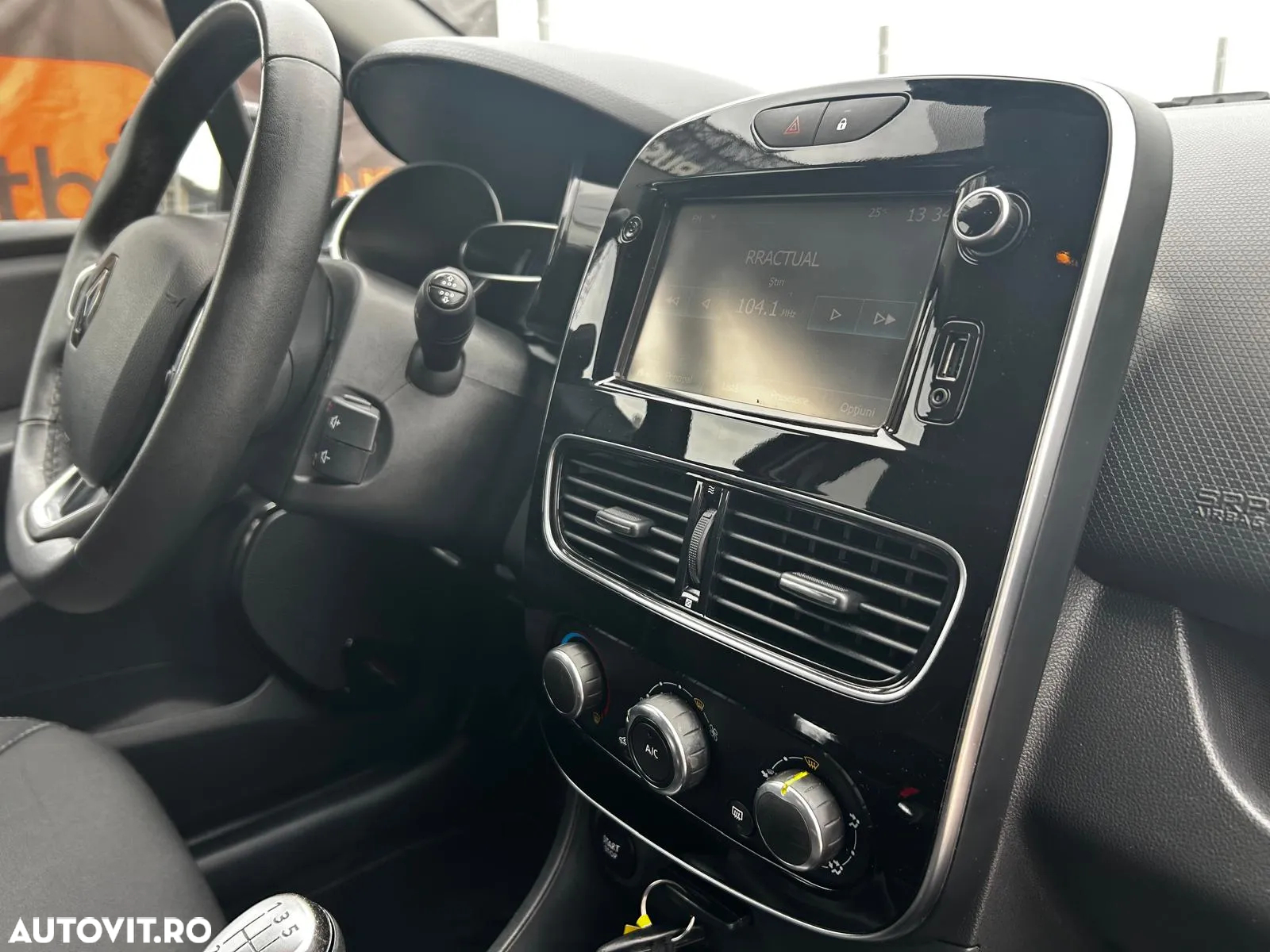 Renault Clio ENERGY TCe 90 Start & Stop Limited - 19