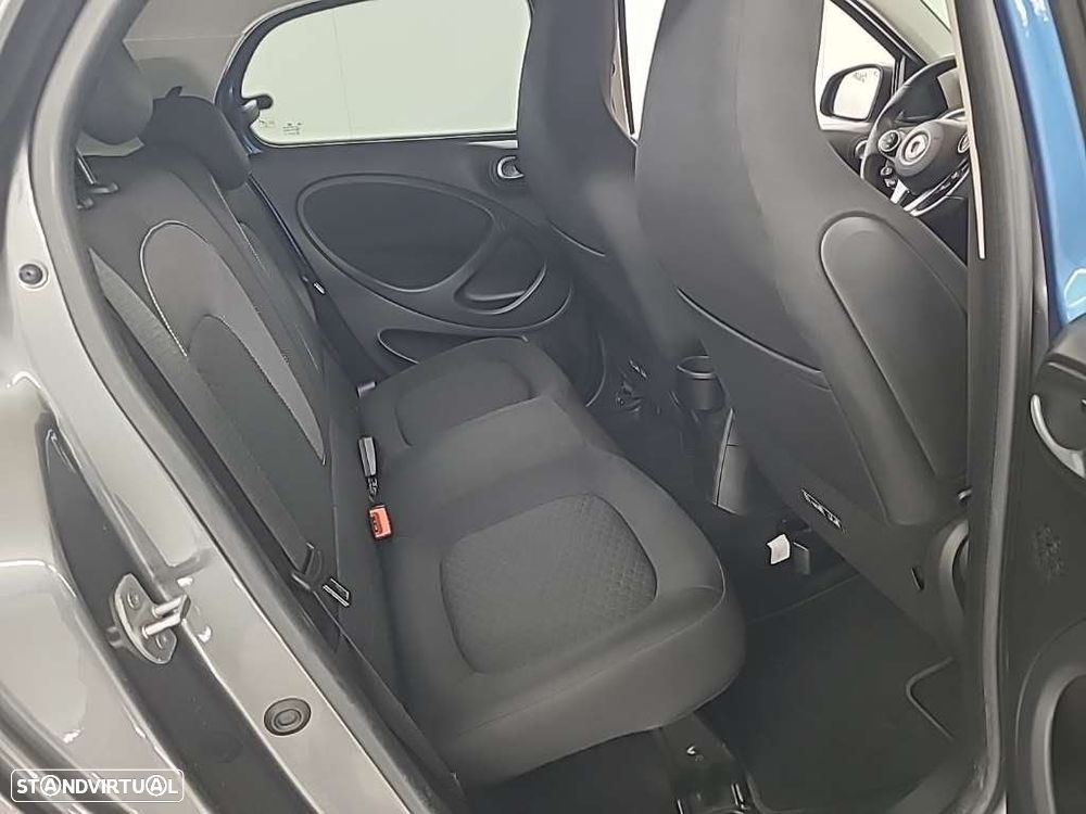 Smart ForFour EQ pulse - 7