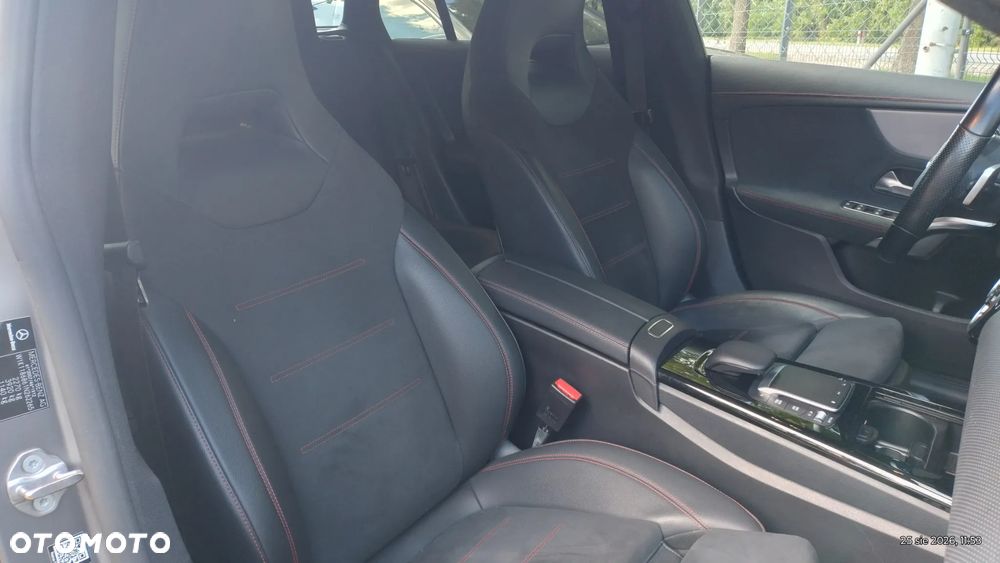 Mercedes-Benz CLA 250 e 8G-DCT AMG Line - 18