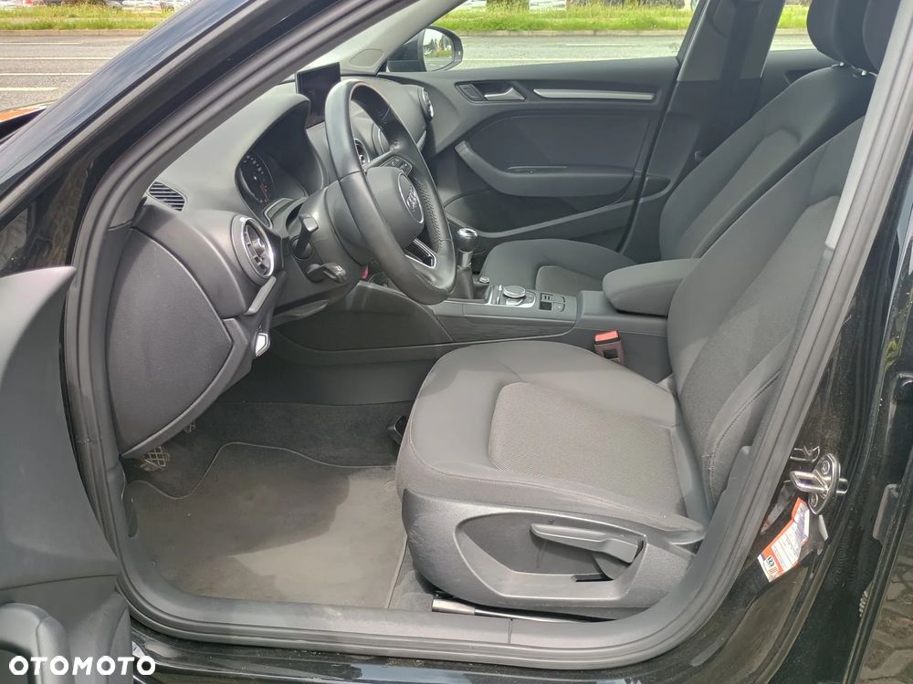 Audi A3 Sportback 30 TFSI - 6