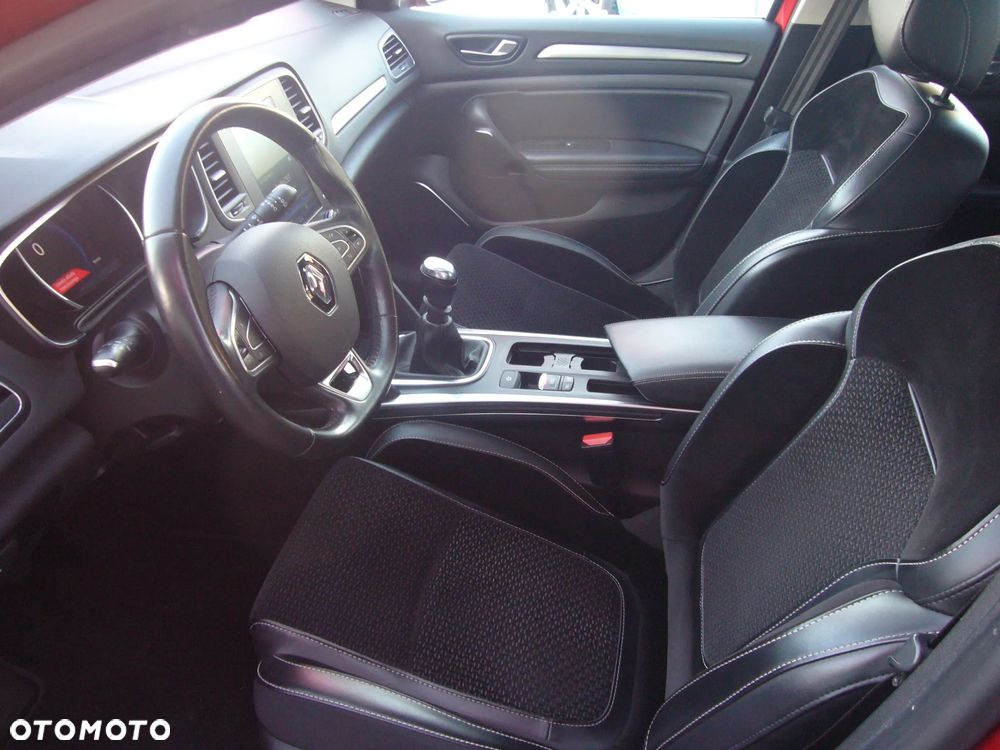 Renault Megane 1.2 Energy TCe Limited - 11