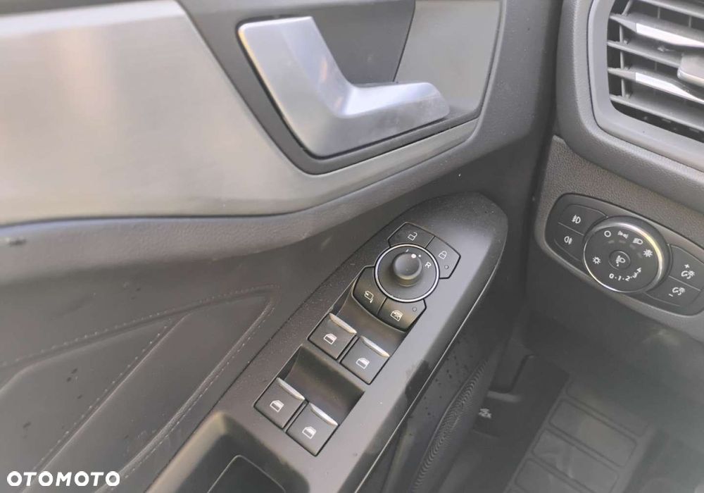 Ford Focus - 11