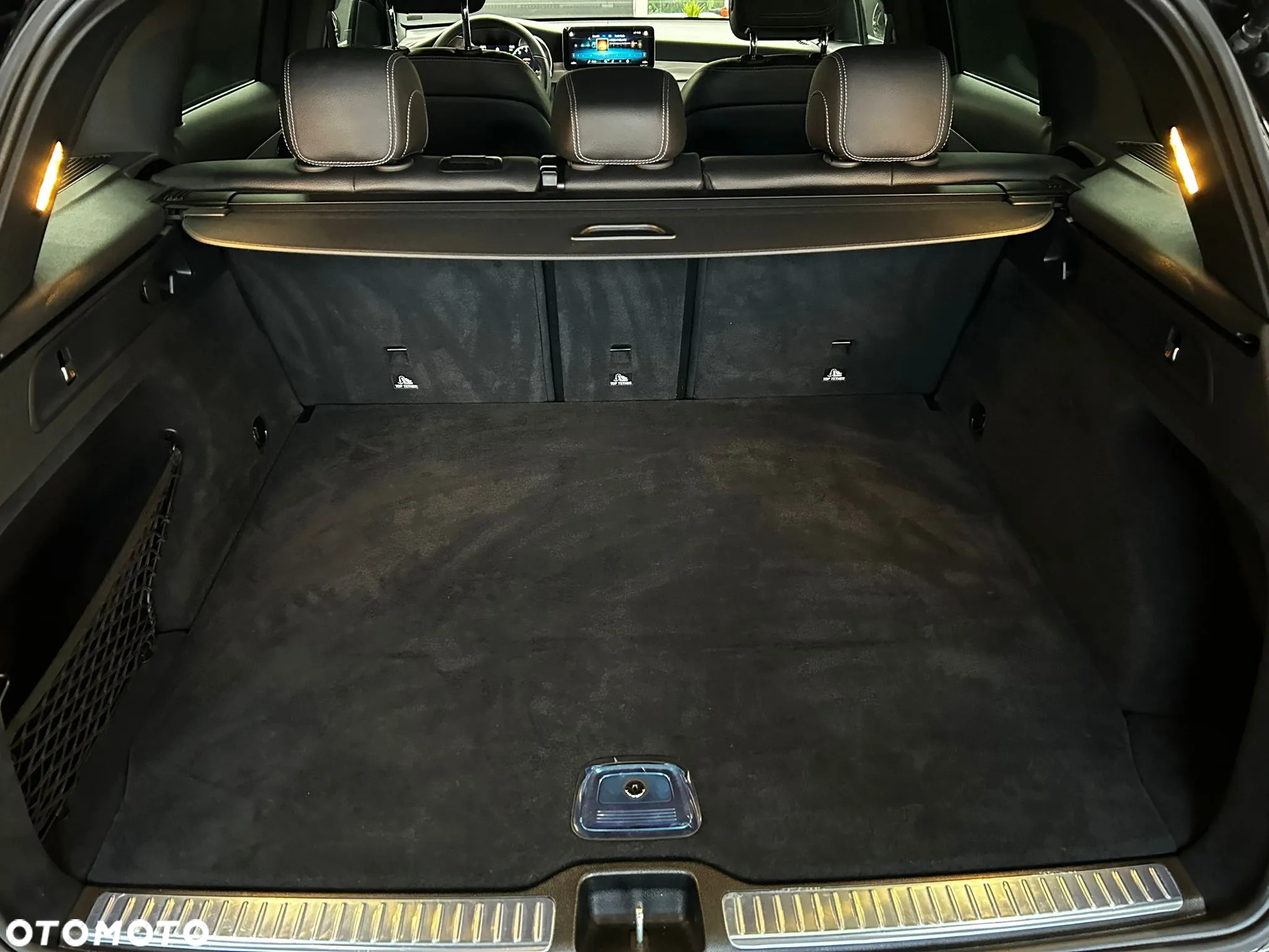 Mercedes-Benz GLC - 29