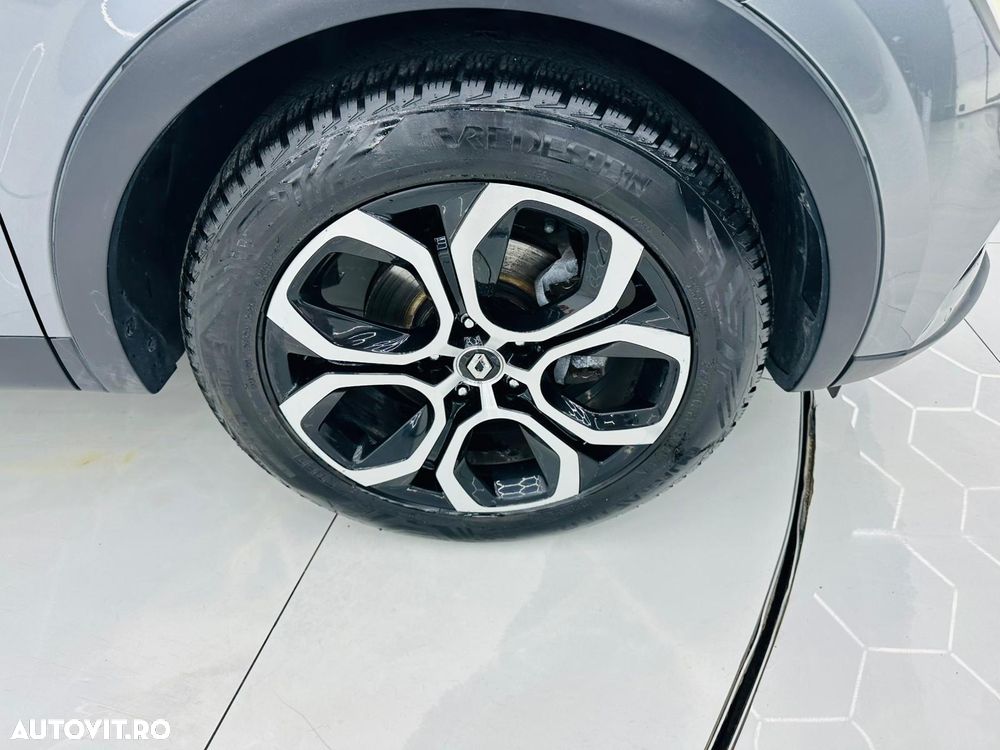Renault Arkana E-TECH Zen - 10