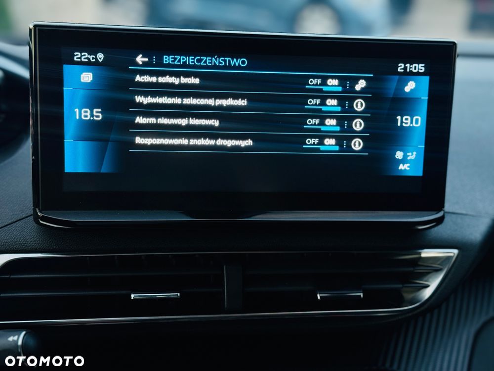 Peugeot 3008 BlueHDi 130 Stop & Start EAT8 Allure Business-Paket - 23