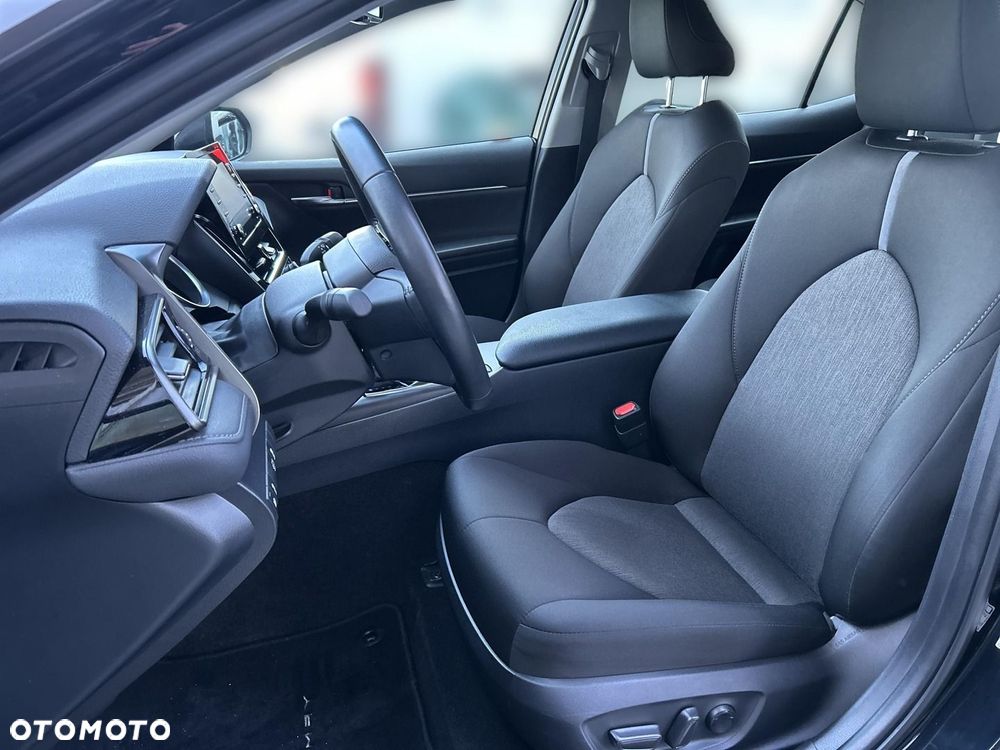 Toyota Camry 2.5 Hybrid Comfort CVT - 9