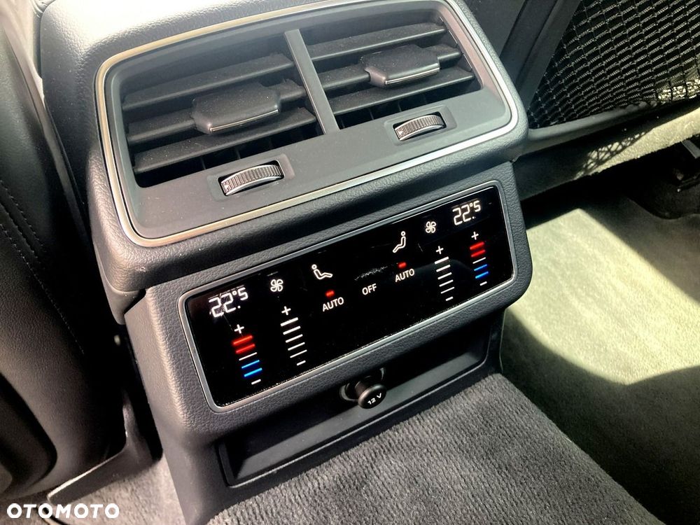 Audi A6 Allroad - 31