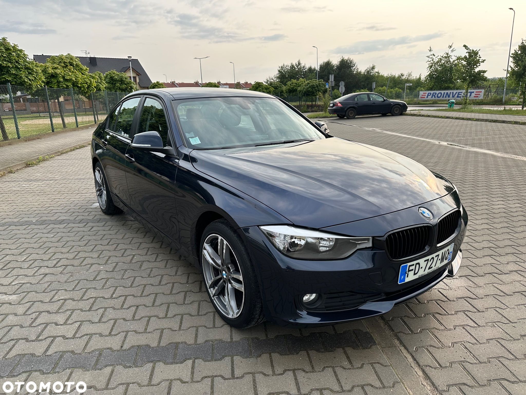 BMW Seria 3 318d - 1