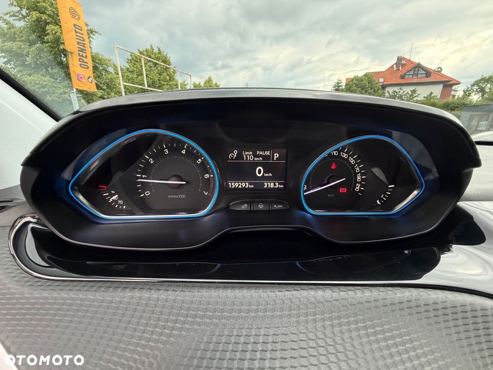 Peugeot 2008 1.6 VTi Allure - 30