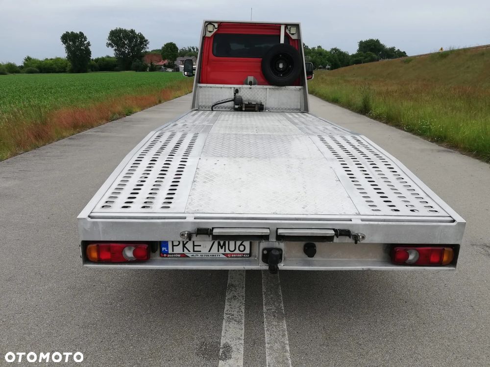 Mercedes-Benz Sprinter - 4
