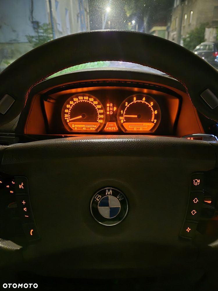 BMW Seria 7 - 18