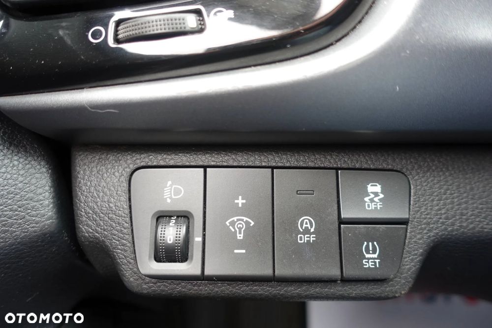 Kia Rio 1.0 T-GDI 120 Platinum Edition - 28