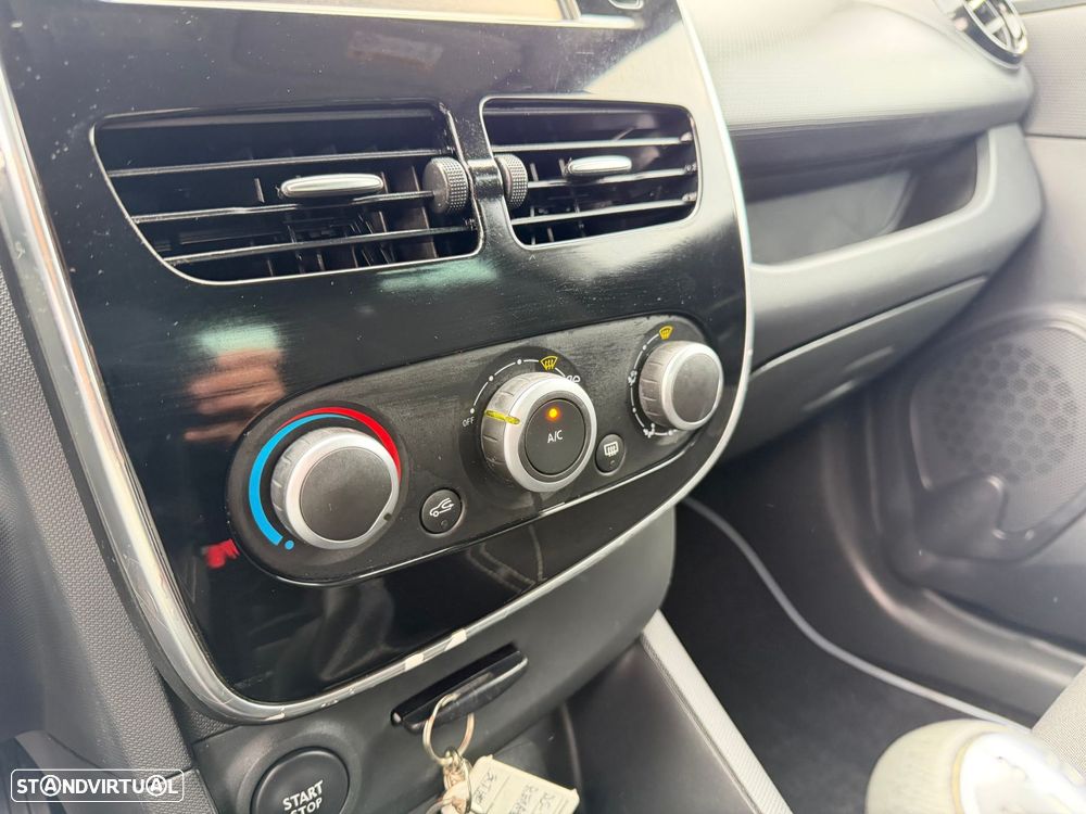 Renault Clio 0.9 TCe Limited - 14