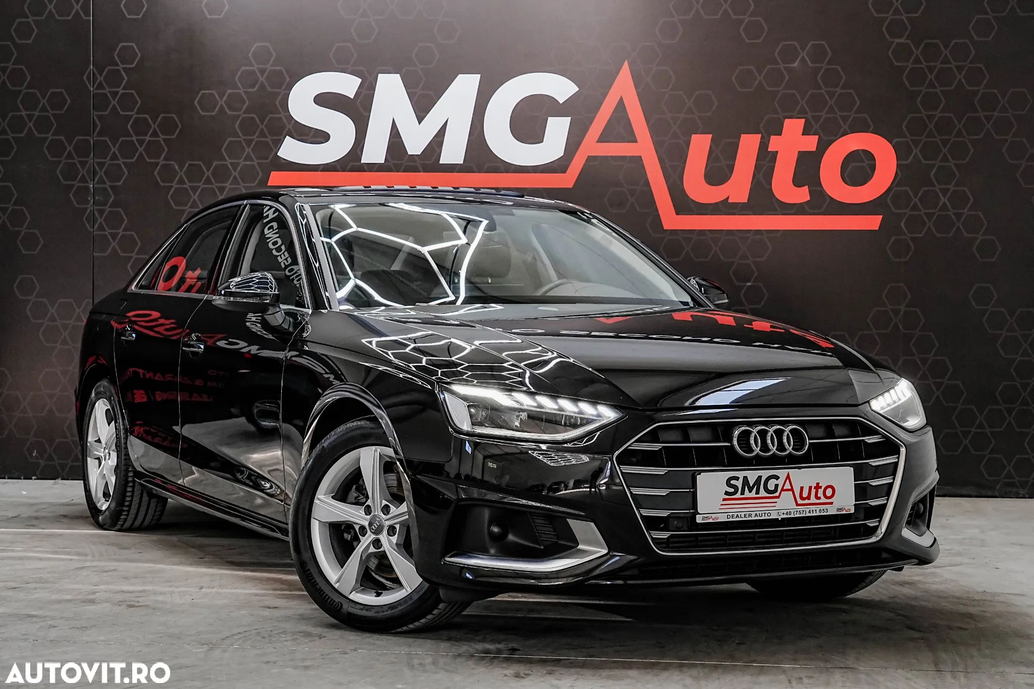 Audi A4 - 1