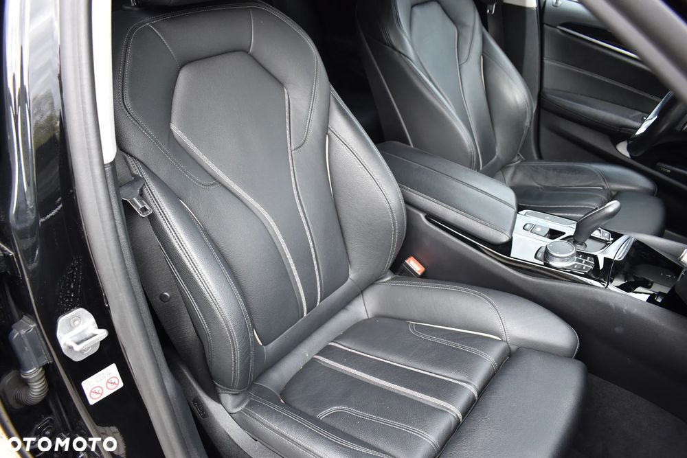 BMW Seria 5 518d Sport Line sport - 16