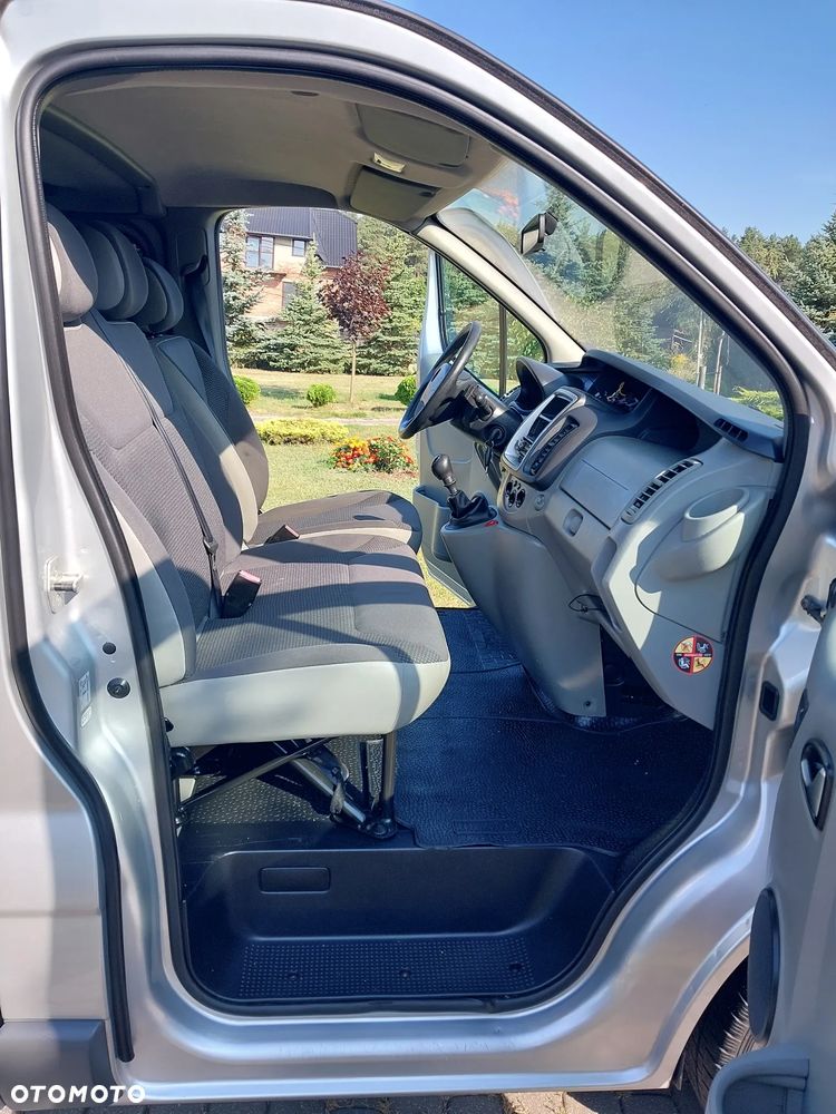 Opel Vivaro L2H1 2.9t MTA - 11