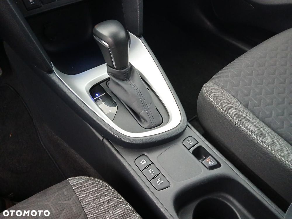 Toyota Yaris Cross Hybrid 1.5 Comfort - 33