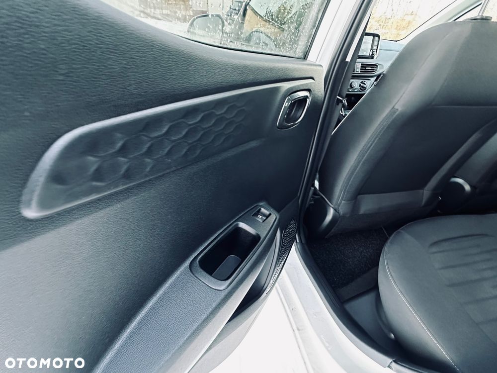 Hyundai i10 1.0 Pure - 24