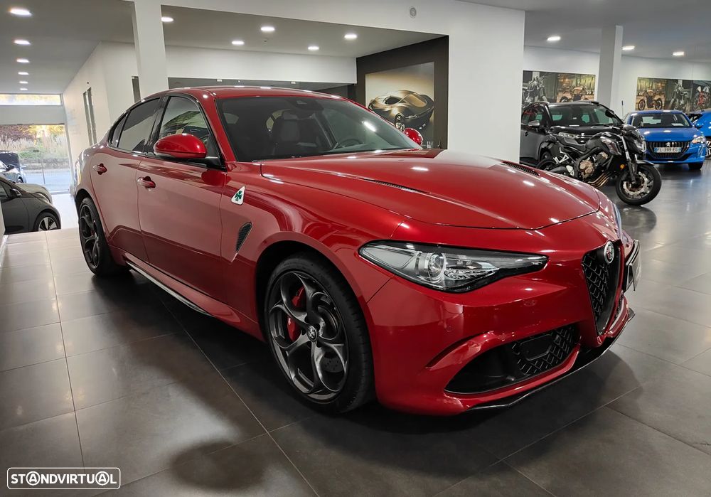 Alfa Romeo Giulia 2.9 Bi-Turbo Quadrifoglio AT8 - 3